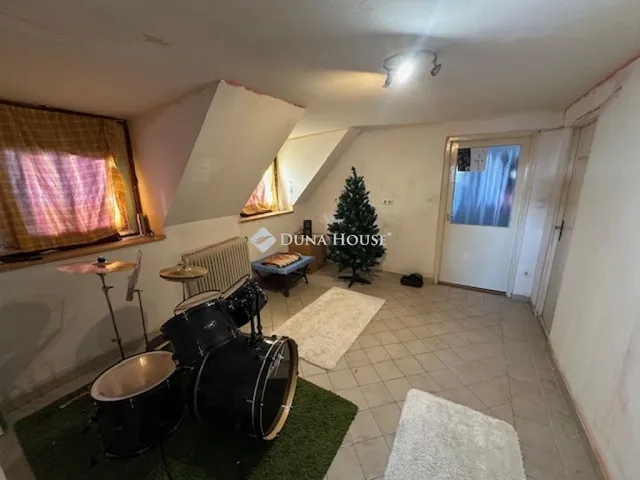 Eladó ház Csákvár 130 nm