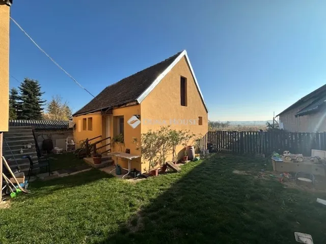 Eladó ház Csákvár 130 nm