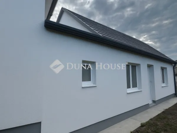 Eladó ház Székesfehérvár, Maroshegy 98 nm