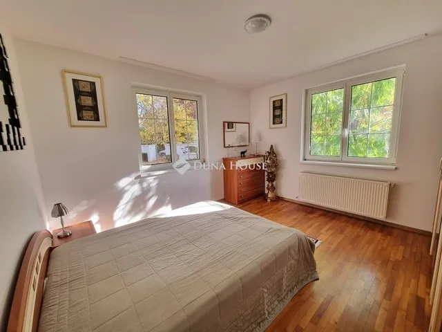 Eladó ház Kápolnásnyék 273 nm