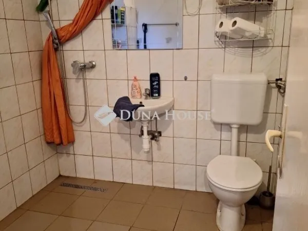 Eladó ház Baracska 130 nm