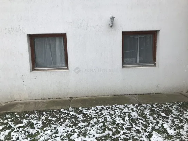 Eladó lakás Lovasberény 128 nm