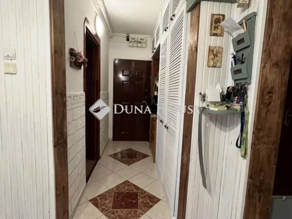 Eladó lakás Várpalota 69 nm