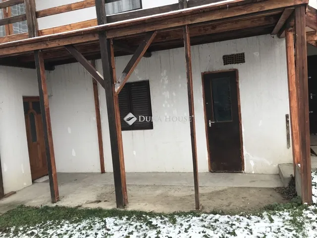 Eladó lakás Lovasberény 128 nm