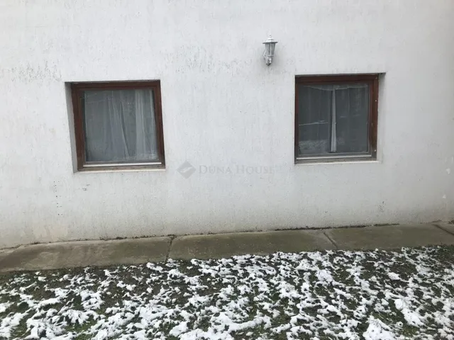 Eladó lakás Lovasberény 128 nm