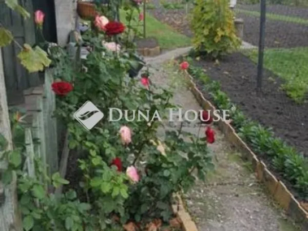 Eladó telek Székesfehérvár 489 nm