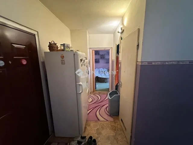 Eladó lakás Dunaújváros 54 nm