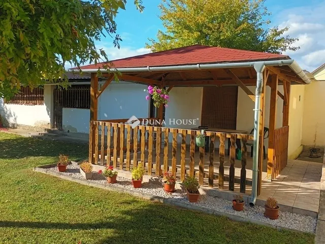 Eladó ház Székesfehérvár 90 nm