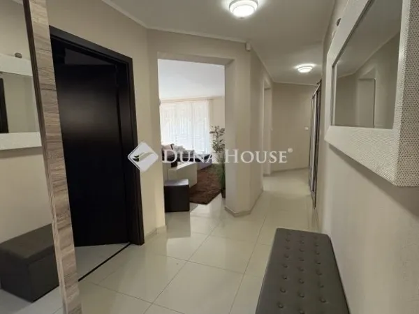 Eladó lakás Székesfehérvár 119 nm