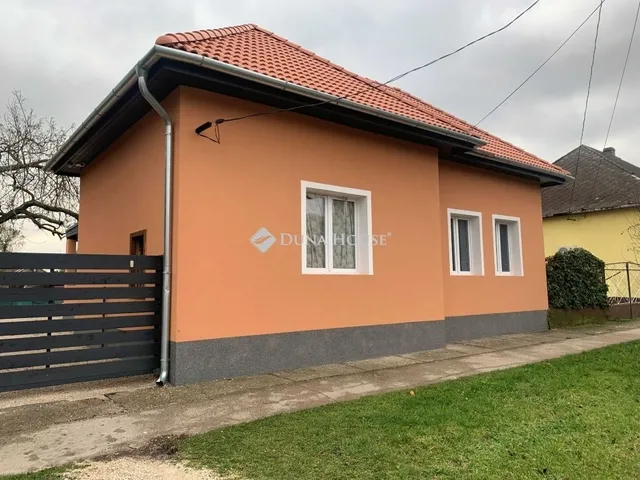 Eladó ház Pusztaszabolcs 70 nm