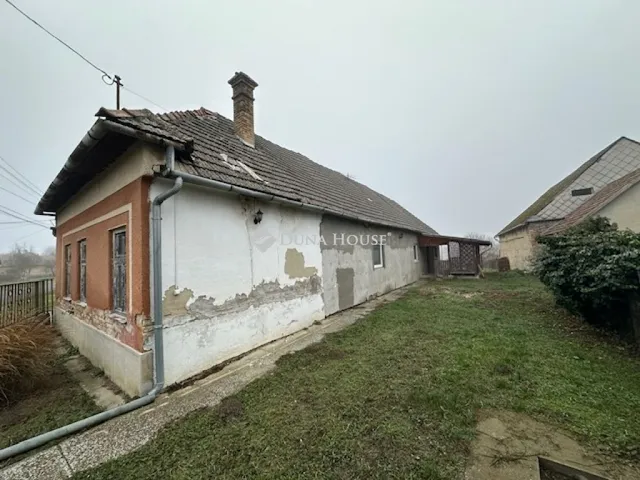 Eladó ház Györköny 140 nm