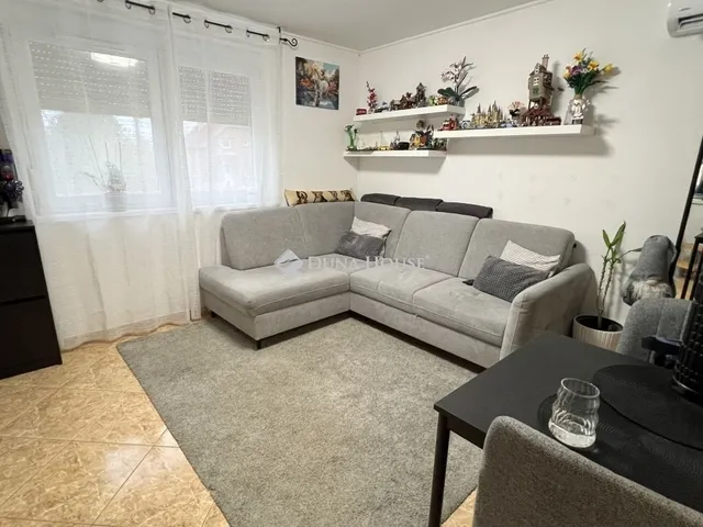 Eladó ház Baracska 38 nm