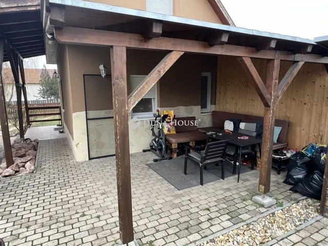 Eladó ház Baracska 38 nm