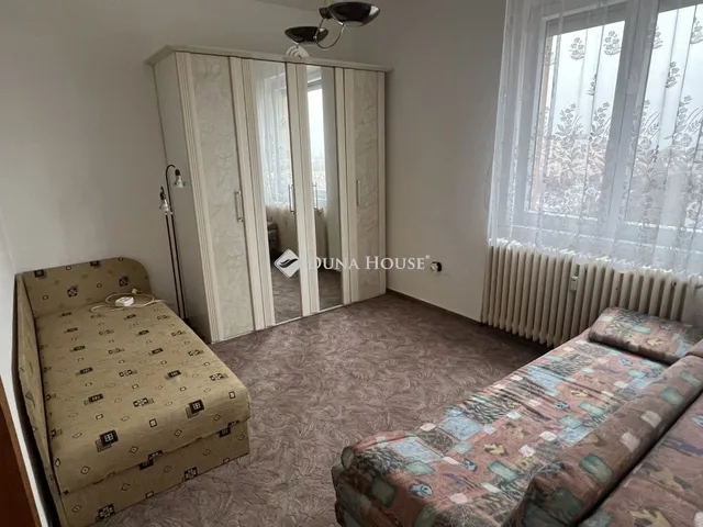Eladó lakás Dunaújváros 51 nm
