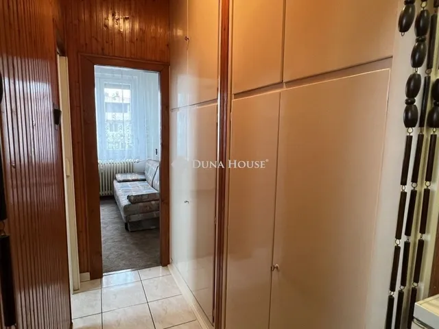 Eladó lakás Dunaújváros 51 nm