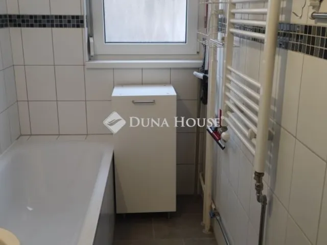 Eladó lakás Székesfehérvár 56 nm