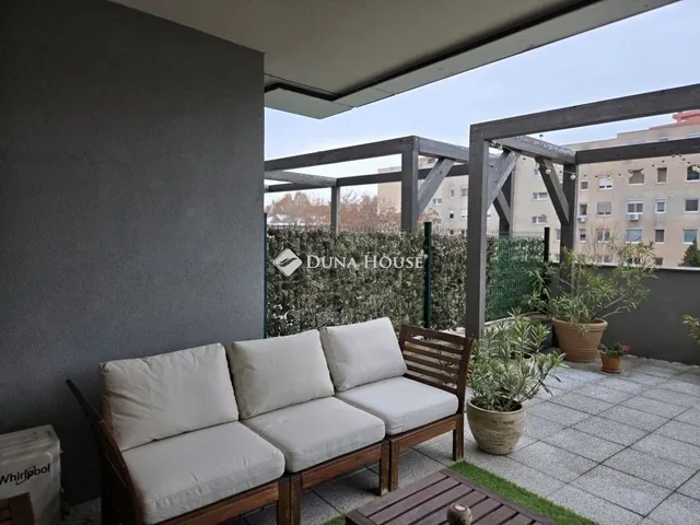 Eladó lakás Székesfehérvár, Belváros 74 nm