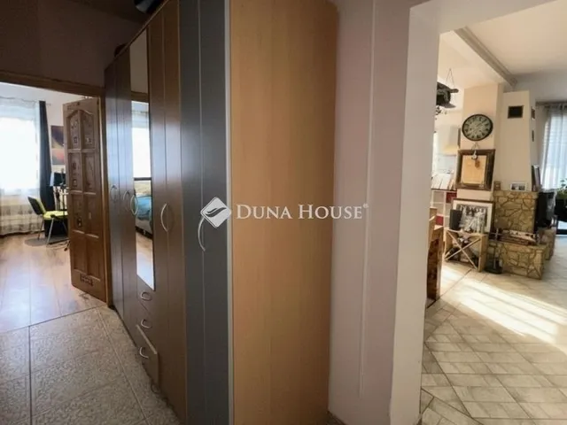 Eladó ház Sárszentmihály 280 nm