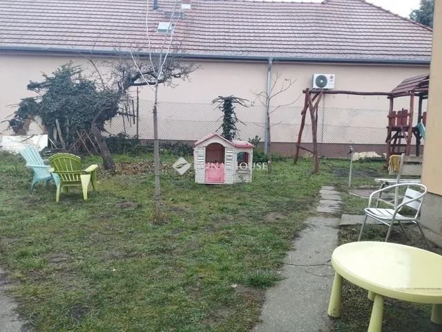 Eladó ház Székesfehérvár, Maroshegy 90 nm