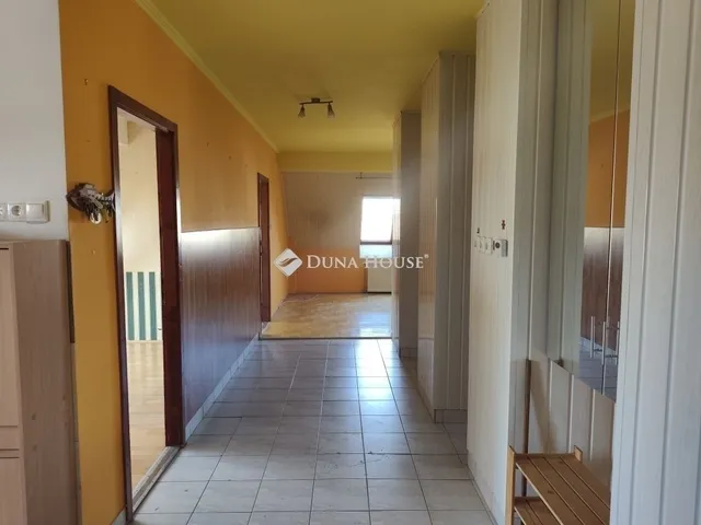 Eladó lakás Székesfehérvár, Tóváros 78 nm