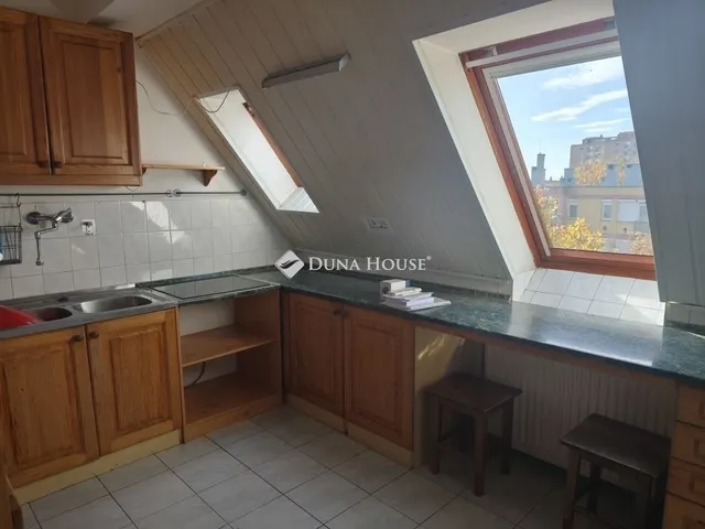 Eladó lakás Székesfehérvár, Tóváros 78 nm