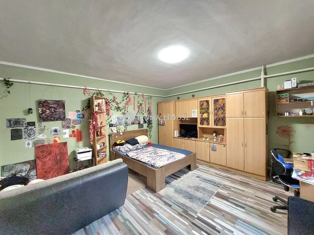 Eladó ház Várpalota 119 nm