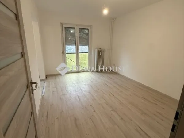 Eladó lakás Székesfehérvár, Belváros 61 nm