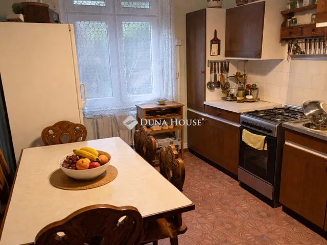 Eladó ház Csákvár 140 nm