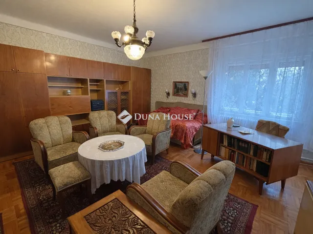 Eladó ház Csákvár 140 nm