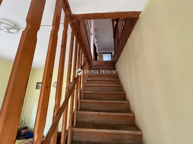 Eladó ház Lovasberény 175 nm