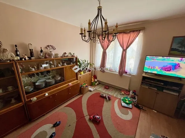 Eladó ház Lovasberény 175 nm