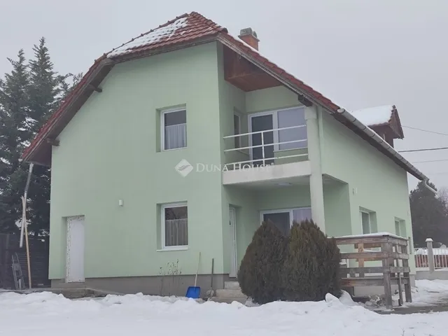 Eladó ház Érd 168 nm