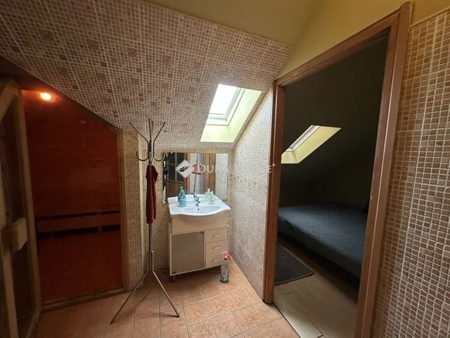 Eladó ház Sárszentmihály 280 nm