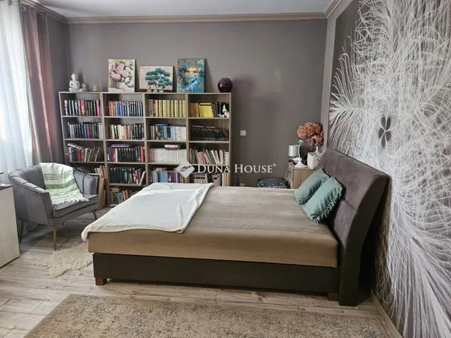 Eladó ház Sárszentmihály 280 nm