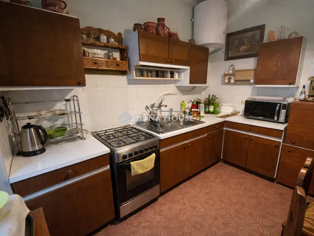 Eladó ház Csákvár 140 nm