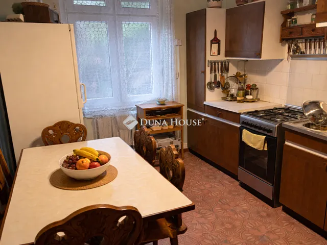 Eladó ház Csákvár 140 nm