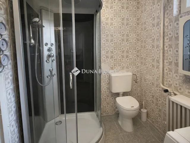 Eladó ház Csákvár 140 nm