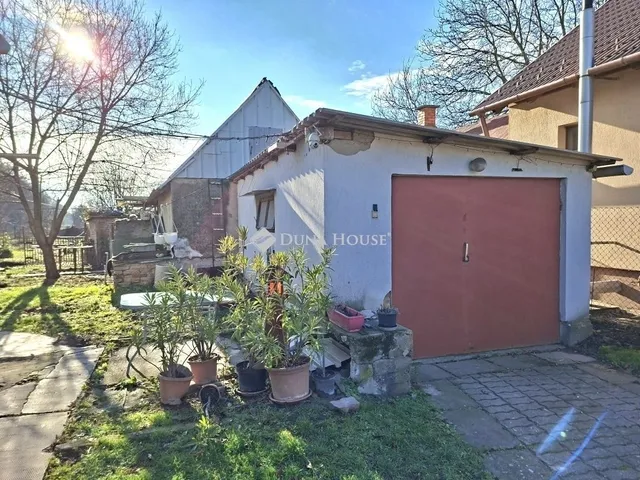 Eladó ház Soponya 93 nm