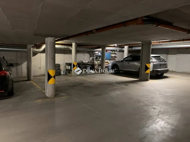 Eladó lakás Székesfehérvár, Öreghegy 100 nm