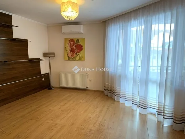 Eladó lakás Székesfehérvár, Öreghegy 100 nm