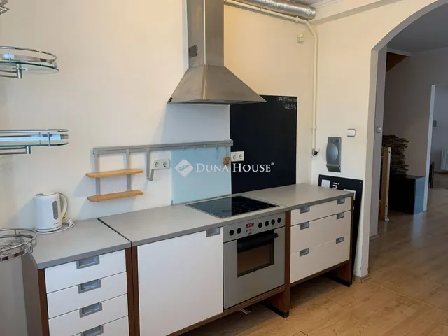 Eladó lakás Székesfehérvár, Öreghegy 100 nm