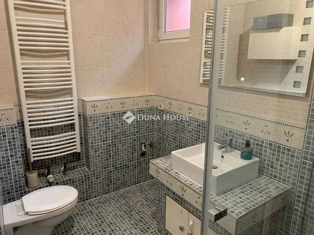 Eladó lakás Székesfehérvár, Öreghegy 100 nm