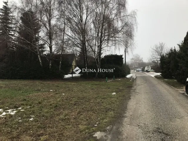 Eladó telek Fehérvárcsurgó 726 nm