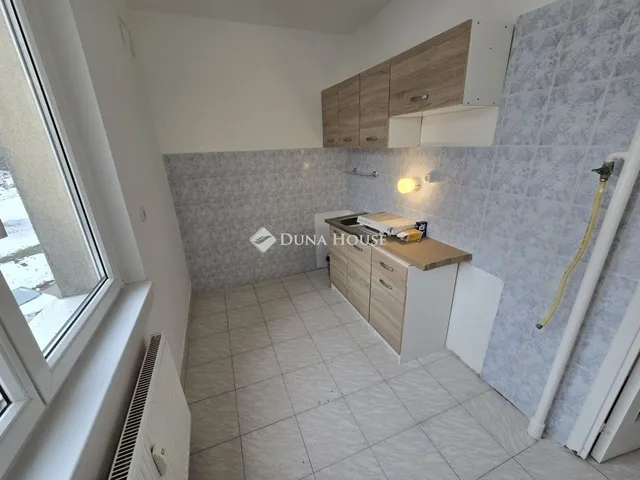 Eladó lakás Székesfehérvár, Palotaváros 49 nm