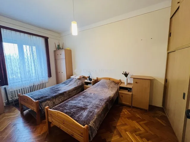 Eladó lakás Dunaújváros 52 nm