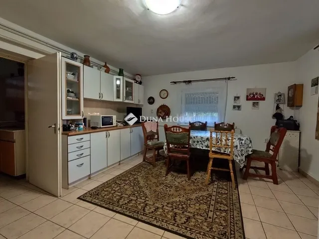 Eladó ház Bodajk 160 nm