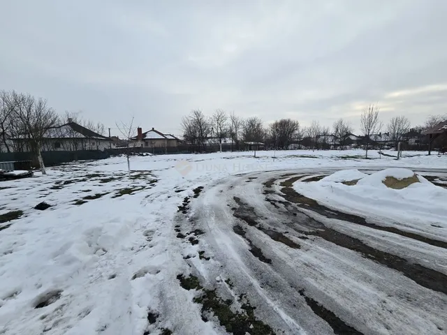 Eladó telek Sárbogárd 2455 nm