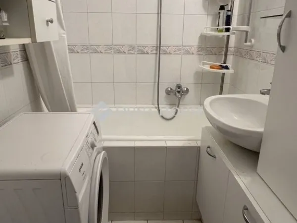 Eladó lakás Székesfehérvár, Tóváros 52 nm