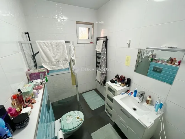 Eladó ház Kőszárhegy 166 nm