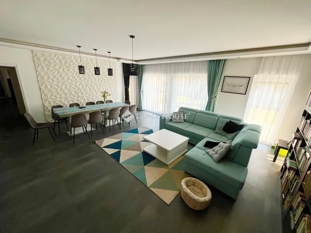 Eladó ház Kőszárhegy 166 nm